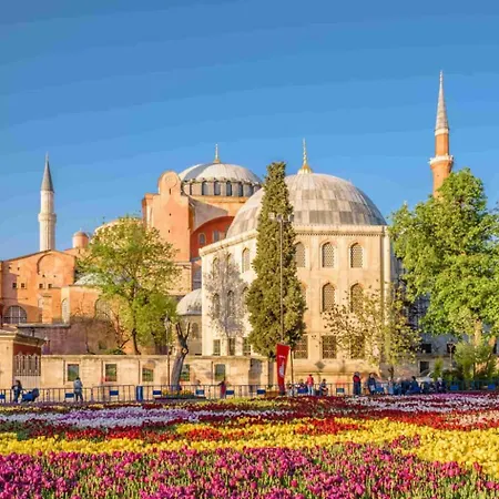 Hisar * Istanbul