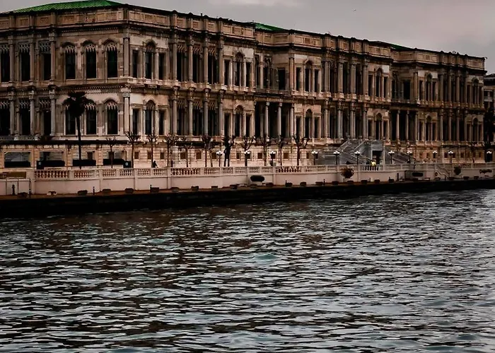 Hisar فندق *